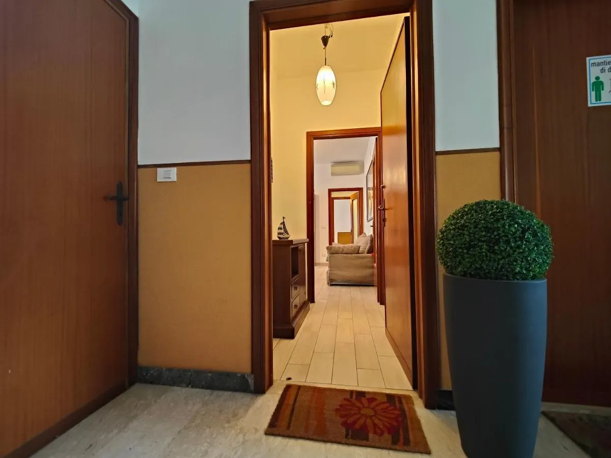 Appartamento Via San Lazzaro 48 By Tempovacanza Marina dʼMarina dʼAndora Italia